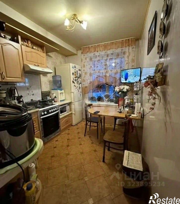 3-комн квартира Железнодорожная улица, 40,  д. 40