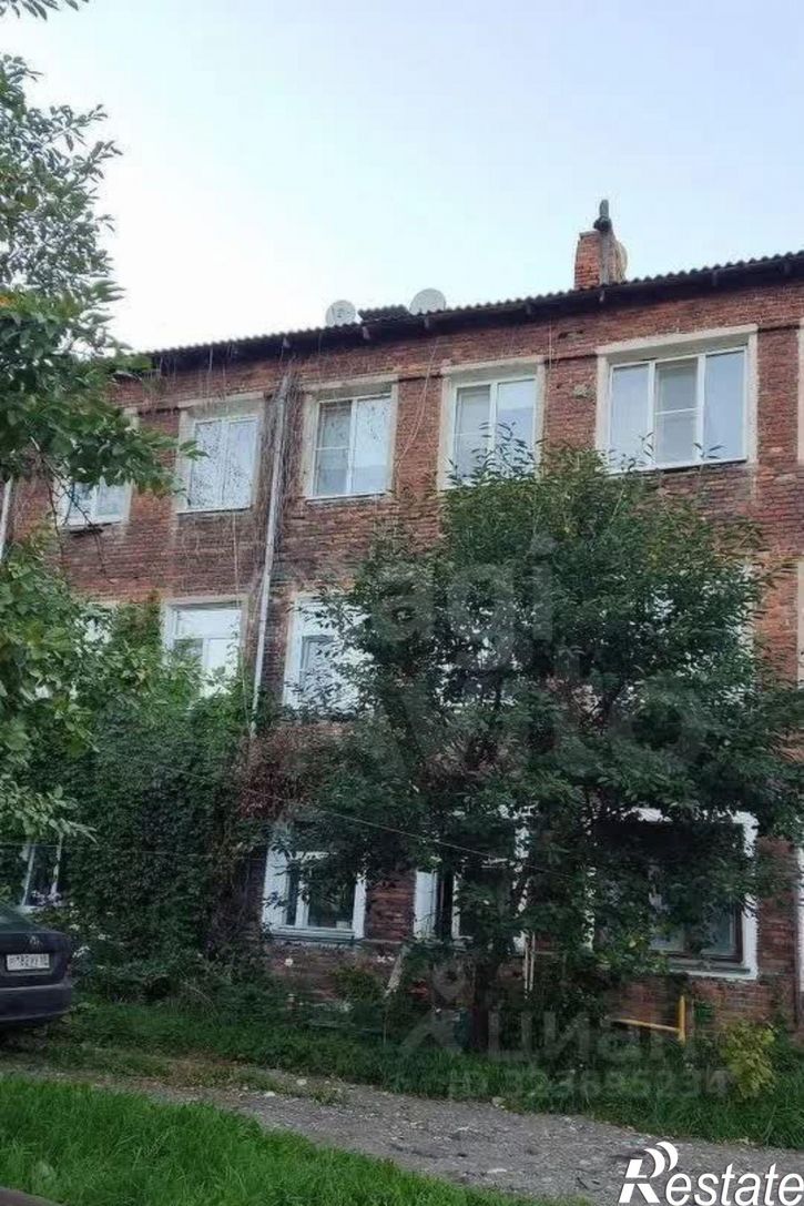 3-комн квартира Железнодорожная улица, 40,  д. 40