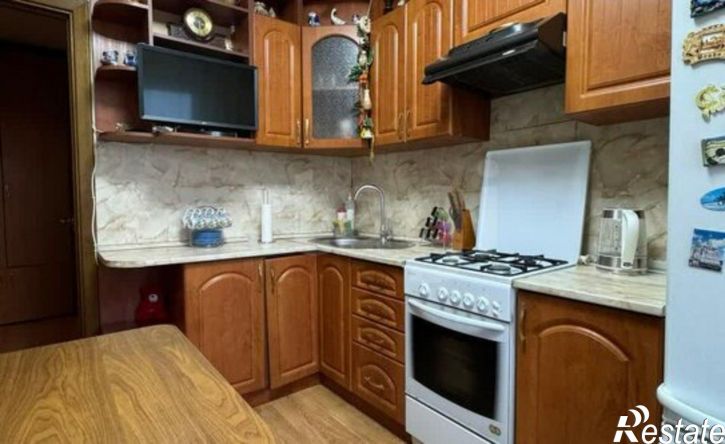 2-комн квартира улица 8 Марта, 26,  д. 26