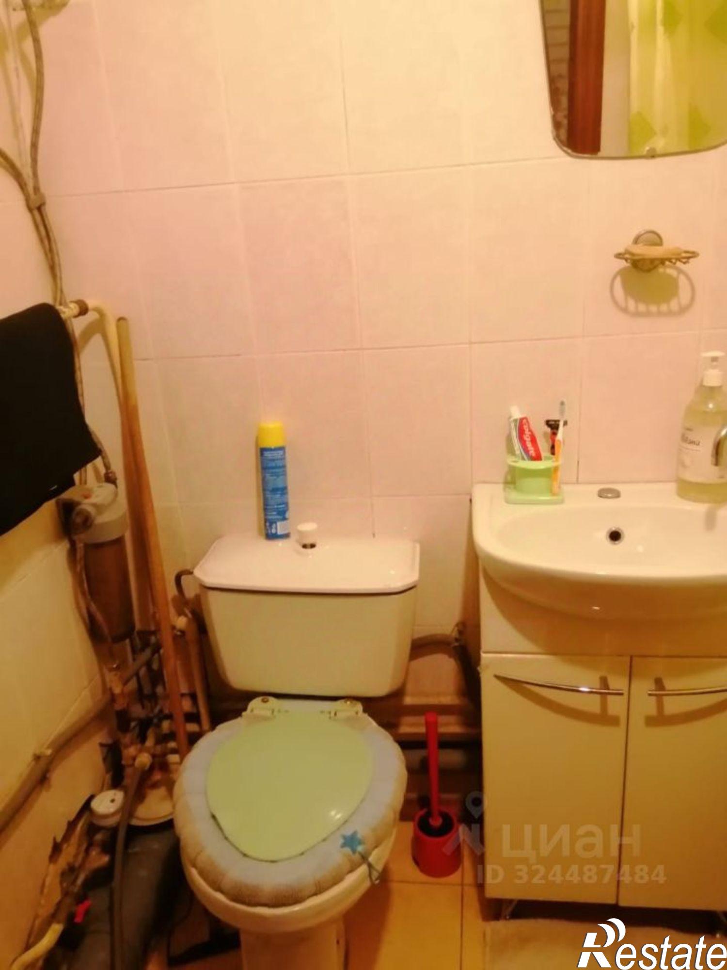 Купить квартиру за 2 500 000 рублей на Большая Спасская улица, 8/27