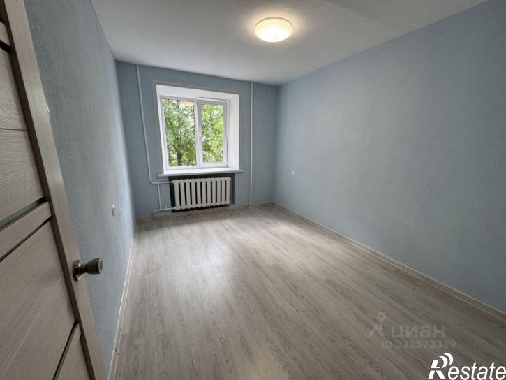 3-комн квартира улица Краностроителей, 28,  д. 28