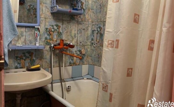 3-комн квартира ул Краностроителей, 10,  д. 10