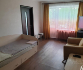 2-комн, 45кв м, этаж 3/5 Театральный пр-д, 1