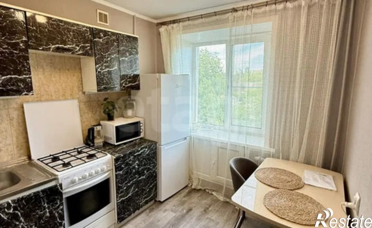 2-комн квартира ул 8 Марта, 32,  д. 32