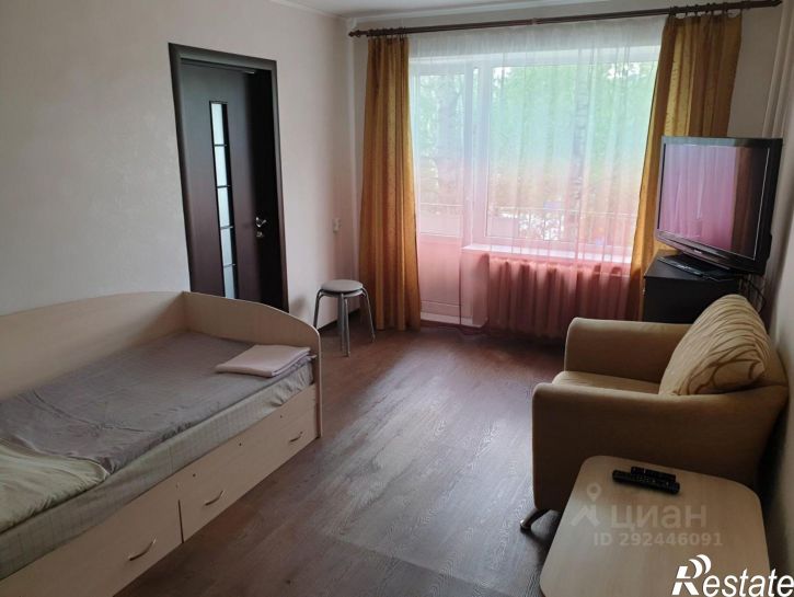 2-комн квартира Театральный пр-д, 1,  д. 1