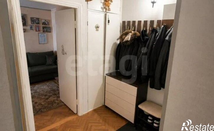 4-комн квартира улица Косарова, 62,  д. 62