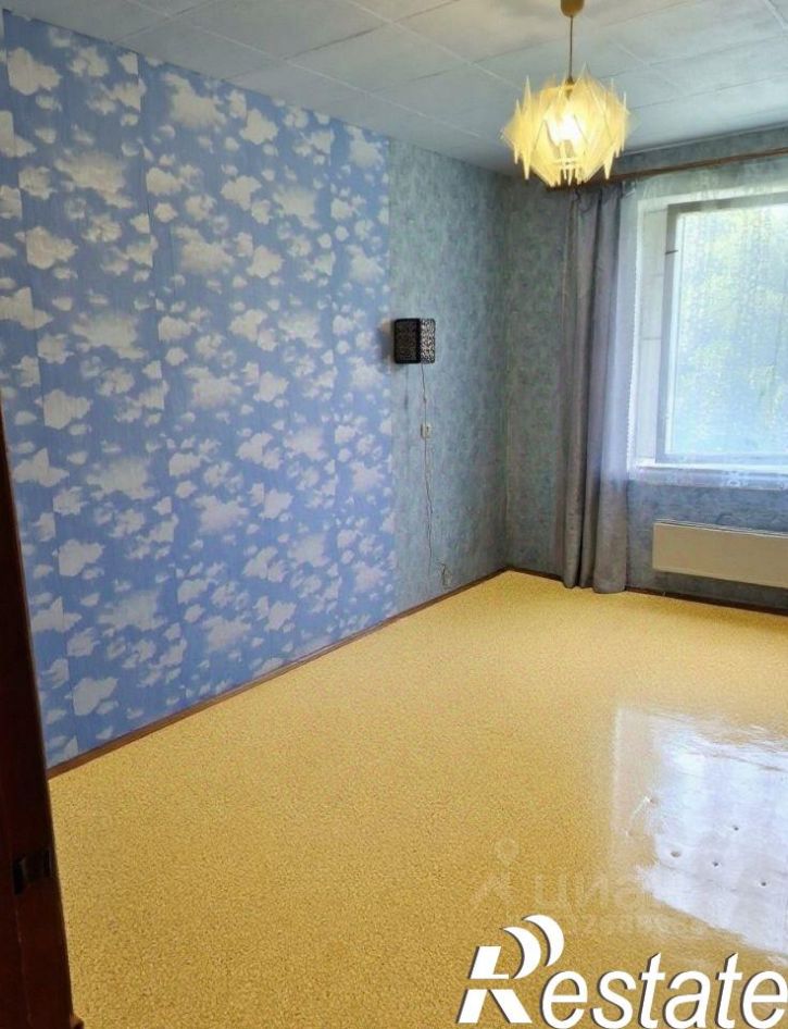 2-комн квартира улица Челюскинцев, 40,  д. 40